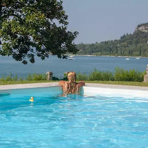 https://appartamenti-villa-andrea.hotelinveneto.com